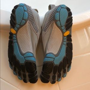 Vibram Shoes - Vibram Fivefingers Grey/Yellow/Blue Athletic Shoes Vibram Shoes - Vibram Fivefingers Grey/Yellow/Blue Athletic Shoes